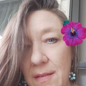 Meet your Posher, Louise